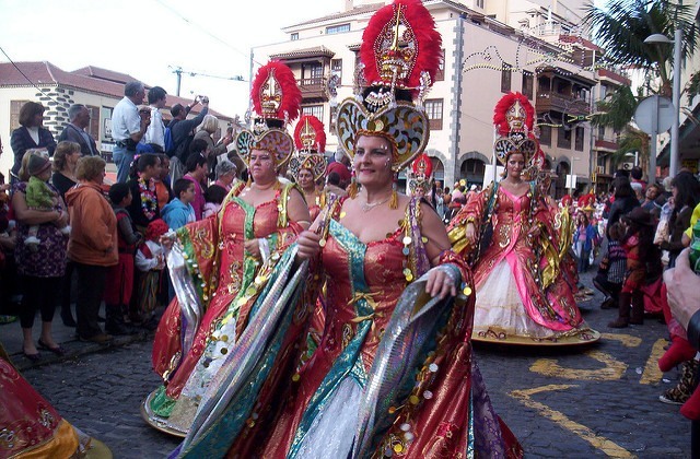 Elige tu destino para revivir el Carnaval en España