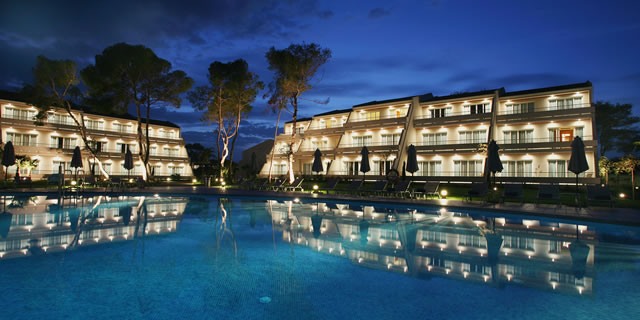 Miles de opciones en un mismo lugar: hotel Blau Porto Petro Resort&Spa 5 estrellas