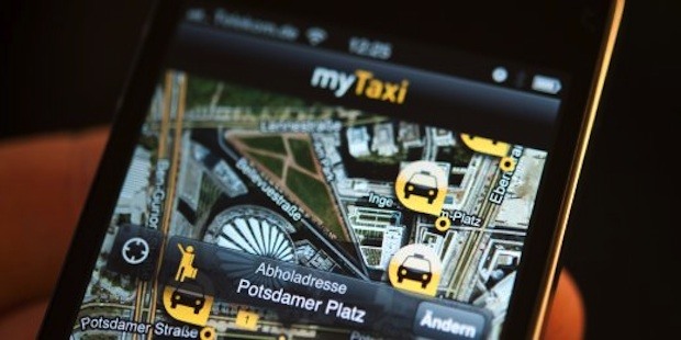 Taxi y smartphone, una combinación perfecta para disfrutar de Madrid y Barcelona