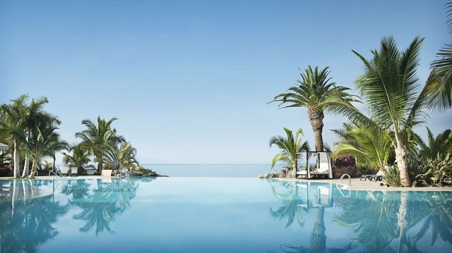 25 piscinas espectaculares de hoteles para disfrutar como nunca