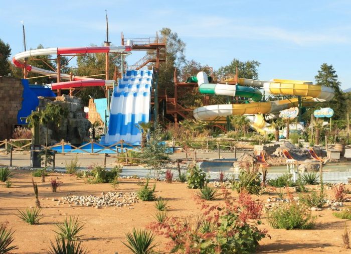 Los mejores parques acuáticos de España para disfrutar este verano