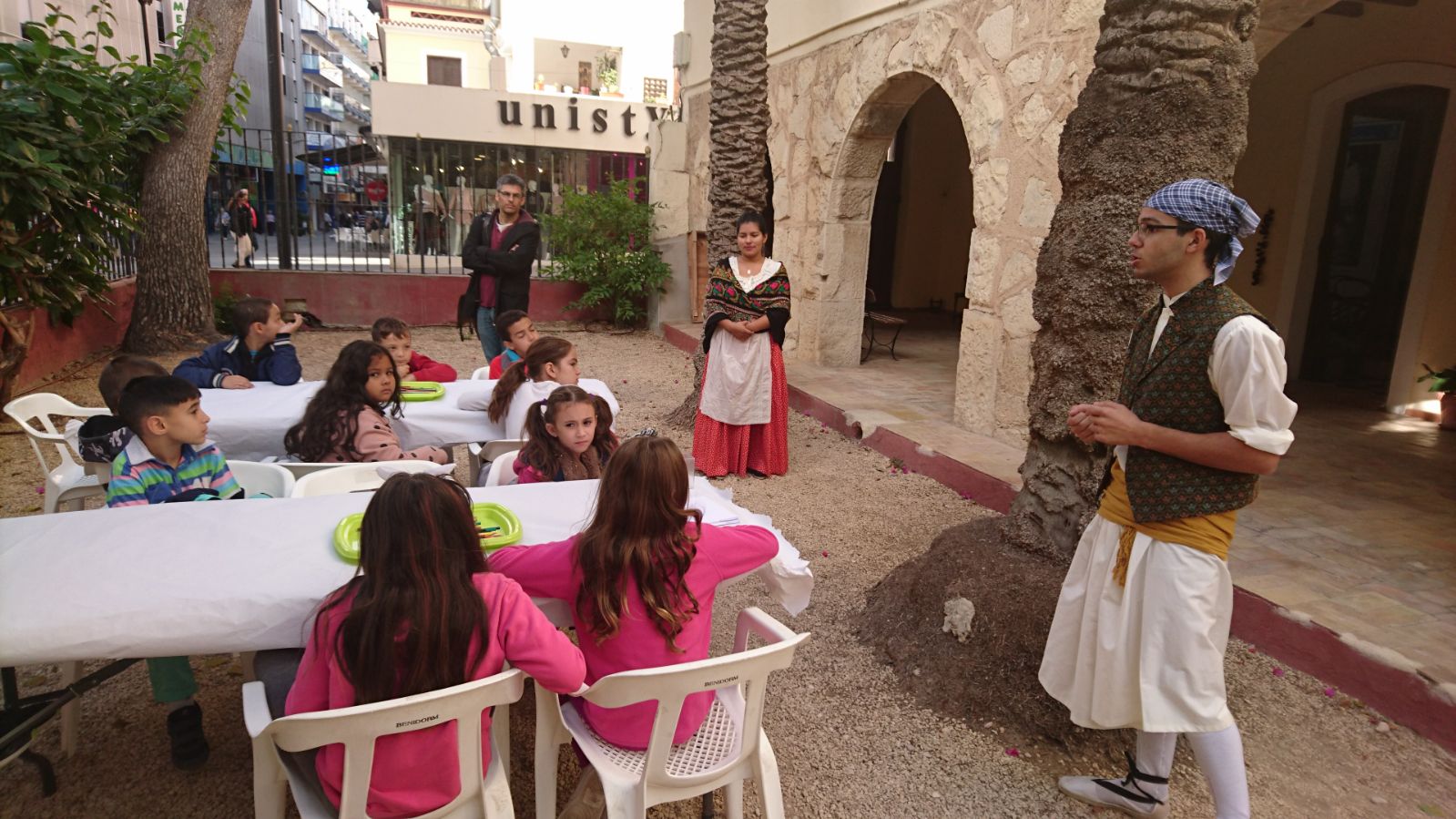 Animación infantil en L´Hort de Colón
