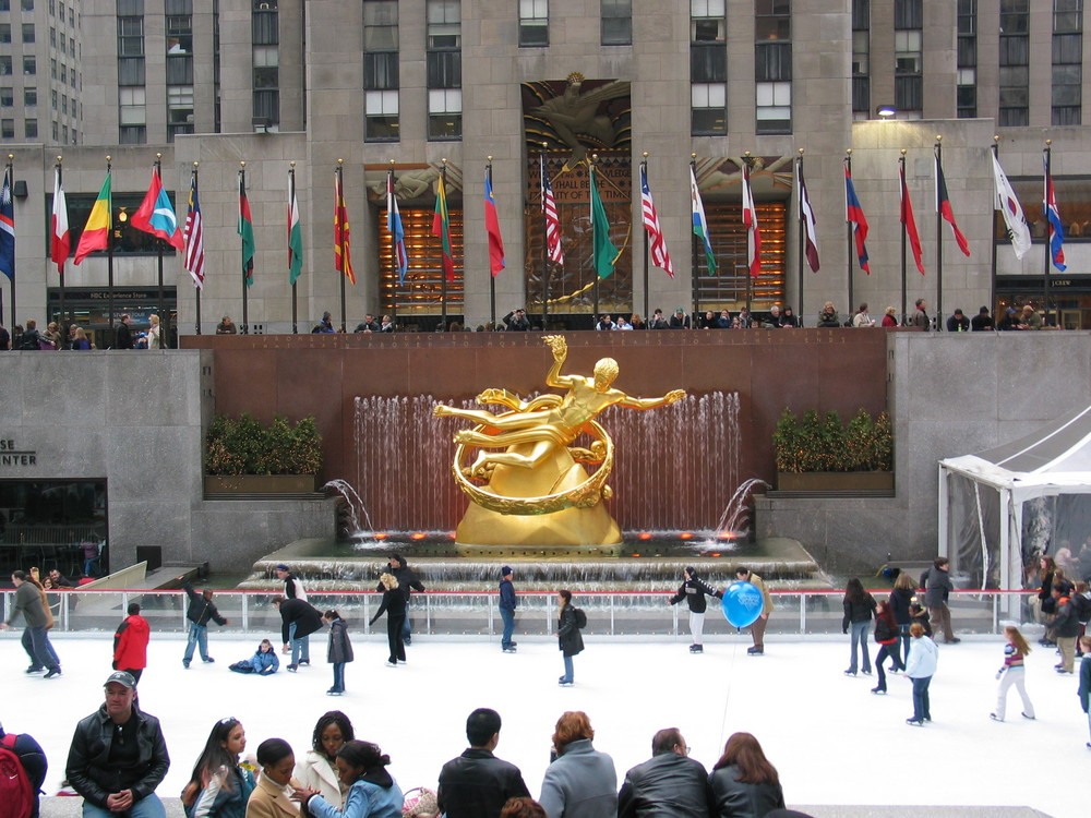 Estatua mitológica de Prometeo