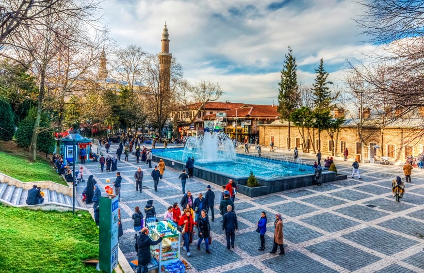 Plaza cerca de el Benesten en Bursa Plaza cerca de el Benesten en Bursa