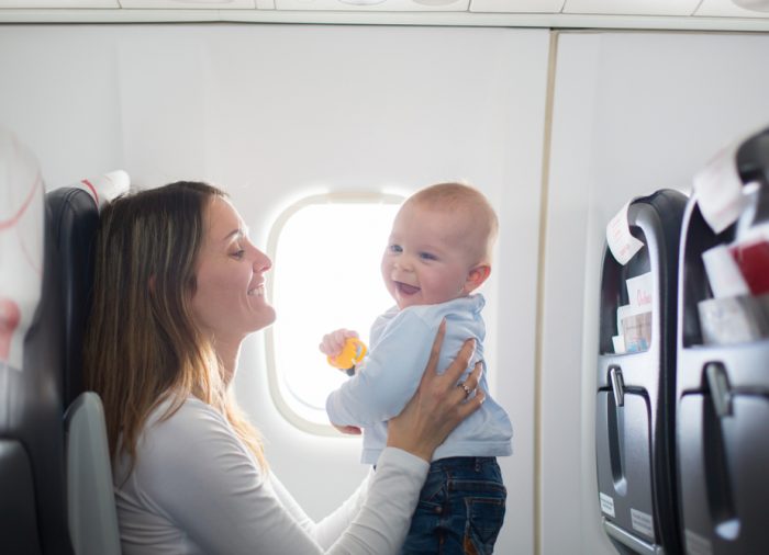 Viajar con bebés, consejos y recomendaciones