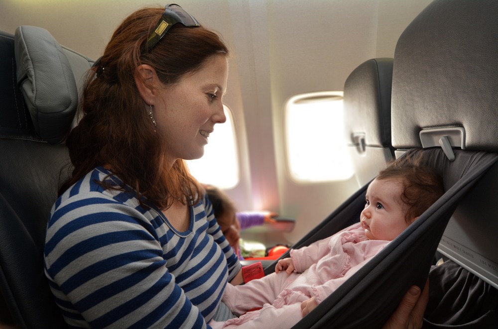 Viaje en avión con un bebé