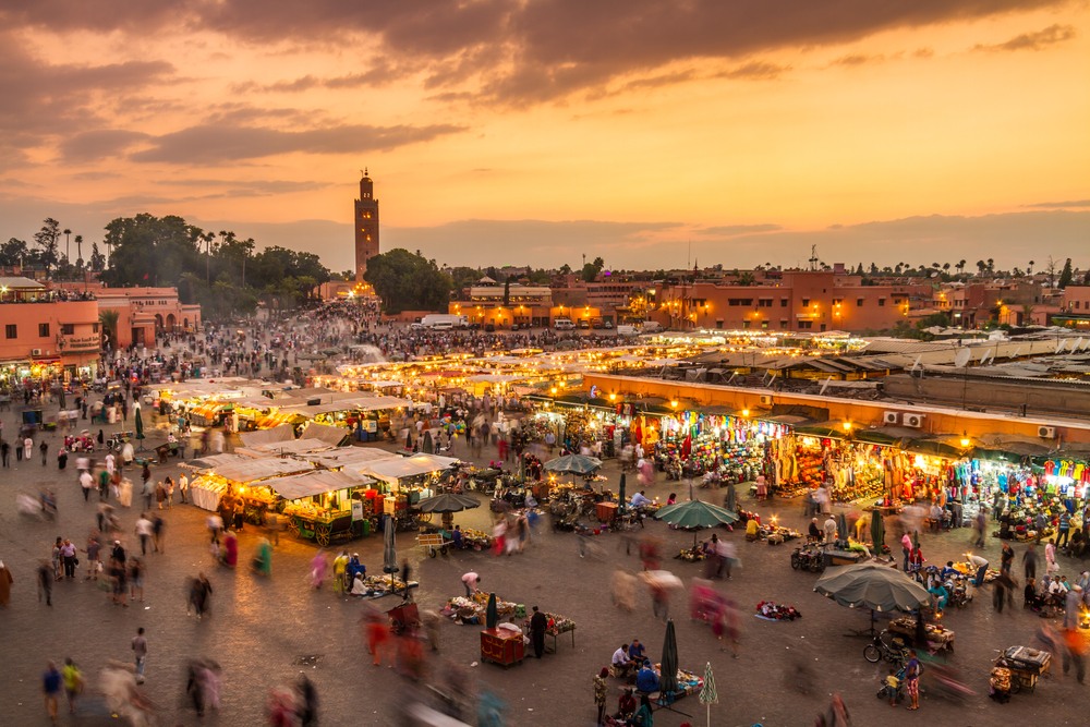 La bulliciosa plaza de Jamaa El Fna, el corazón de la Medina de Marrakech