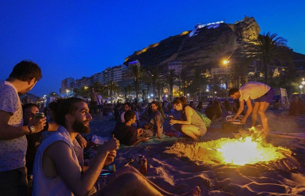 Celebración en la Playa del Postiguet Celebración en la Playa del Postiguet
