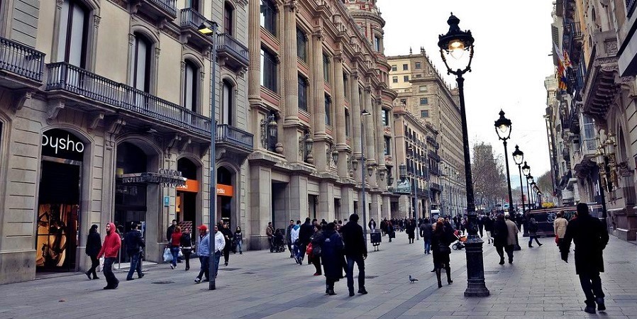 Calle comercial del Portal del Ángel