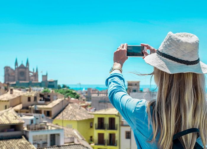 Baleares y Canarias abiertas en Semana Santa