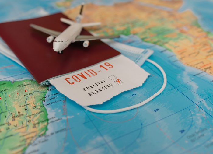 Así es y así funciona ya el pasaporte COVID de la UE