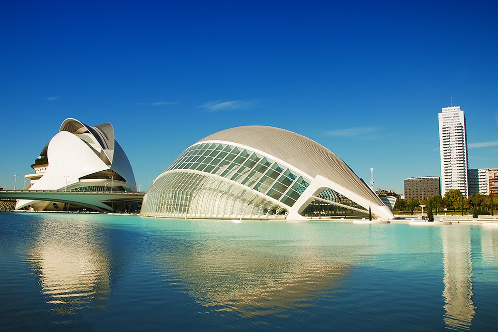 Viaja con Iberia a Valencia