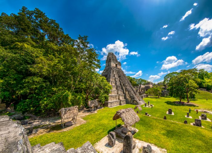 Entre arqueología, cultura viva y paisajes asombrosos: descubre Centroamérica
