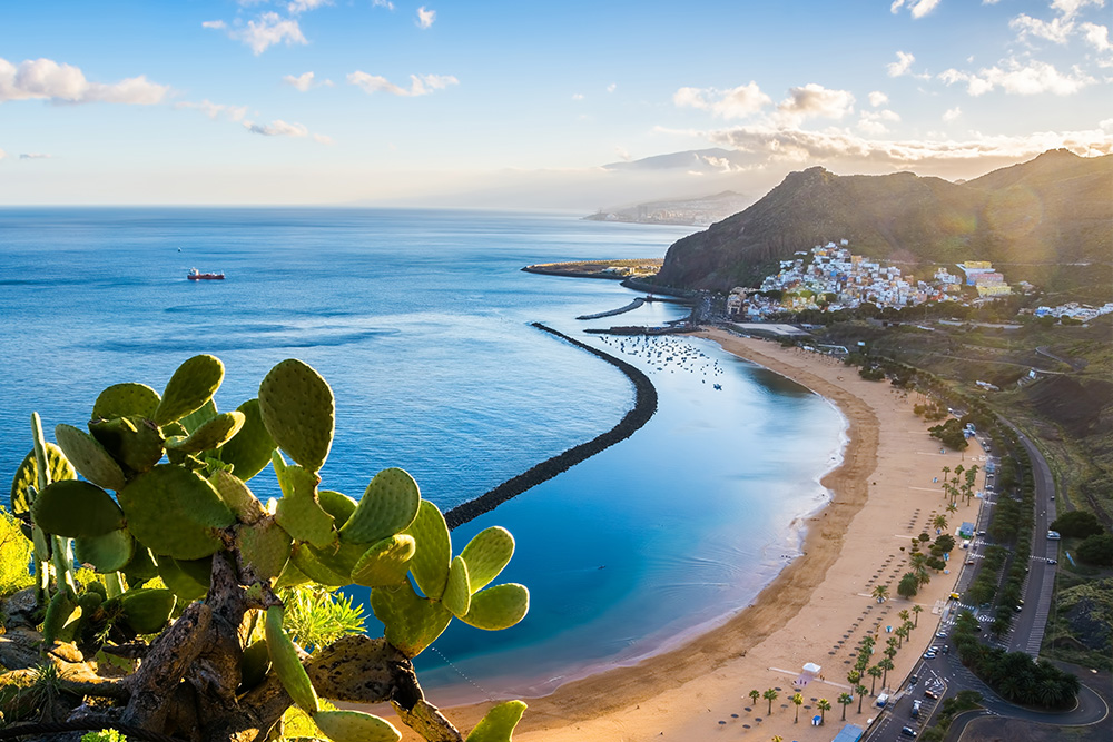 Playa de las Teresitas en Escapada de 4 días a Tenerife